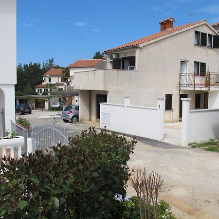 Holiday Home Ada - Prc206 By Interhome Porec Bagian luar foto